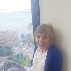 Meet your Posher, Deborah